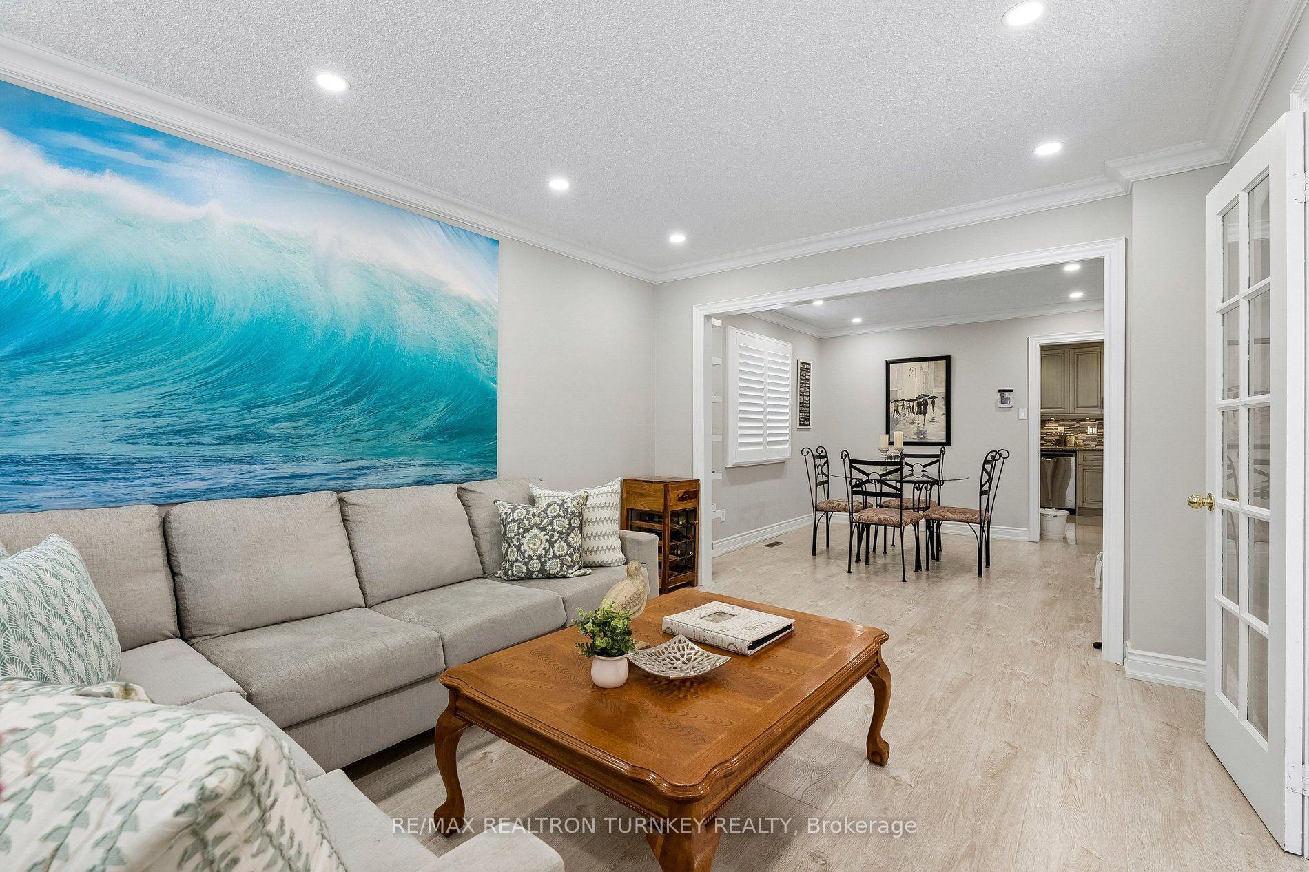 Photo 10 of 263 Chambers Crescent, Newmarket, Armitage — HOMEH