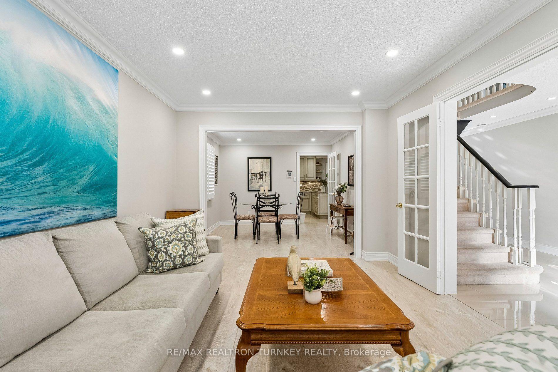 Photo 11 of 263 Chambers Crescent, Newmarket, Armitage — HOMEH