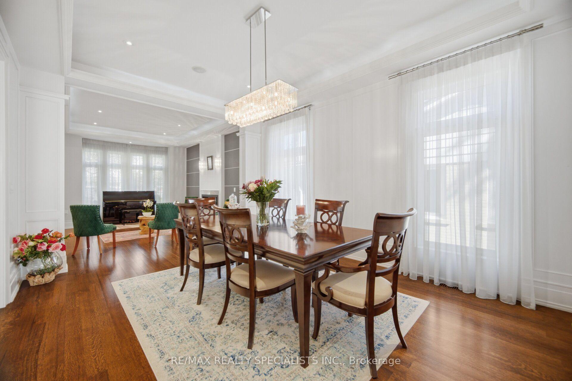Photo 8 of 154 Burbank Drive, North York, Bayview Village — HOMEH