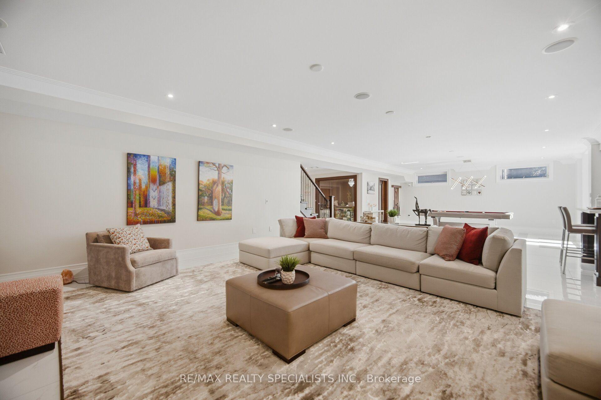 Photo 43 of 154 Burbank Drive, North York, Bayview Village — HOMEH