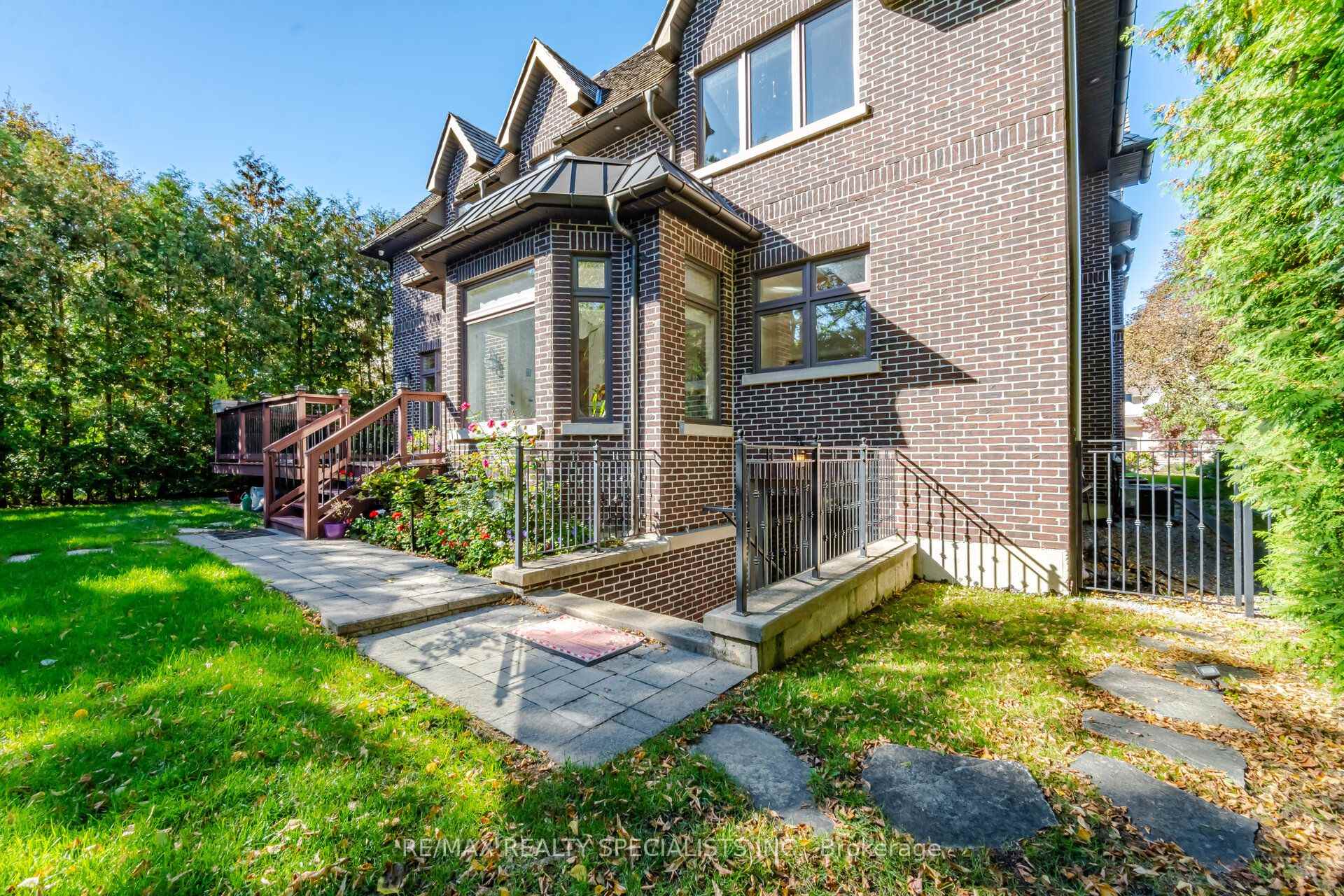 Photo 48 of 154 Burbank Drive, North York, Bayview Village — HOMEH