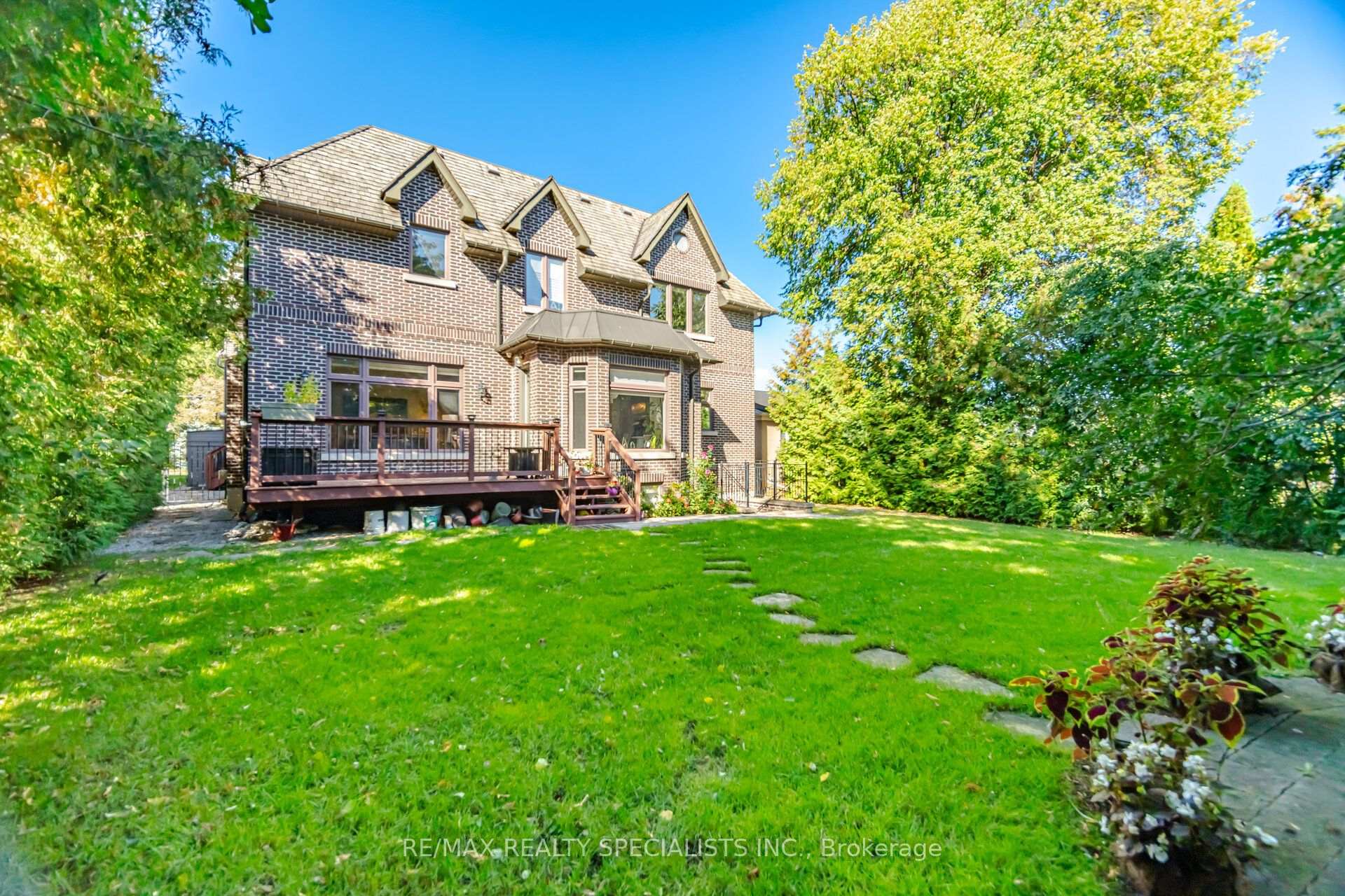 Photo 49 of 154 Burbank Drive, North York, Bayview Village — HOMEH