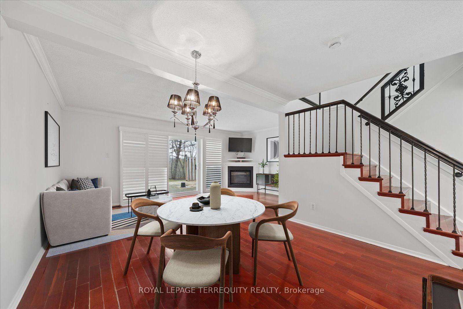 Photo 4 of 1825 Hyde Mill Crescent, Mississauga, Streetsville — HOMEH