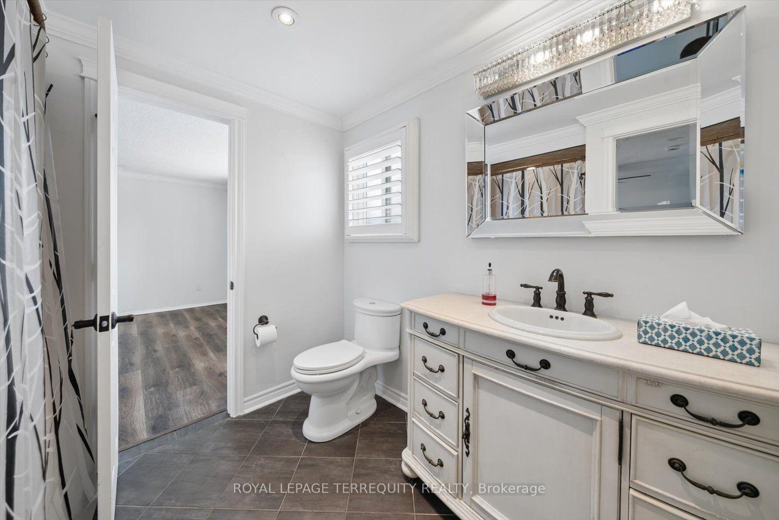 Photo 25 of 1825 Hyde Mill Crescent, Mississauga, Streetsville — HOMEH