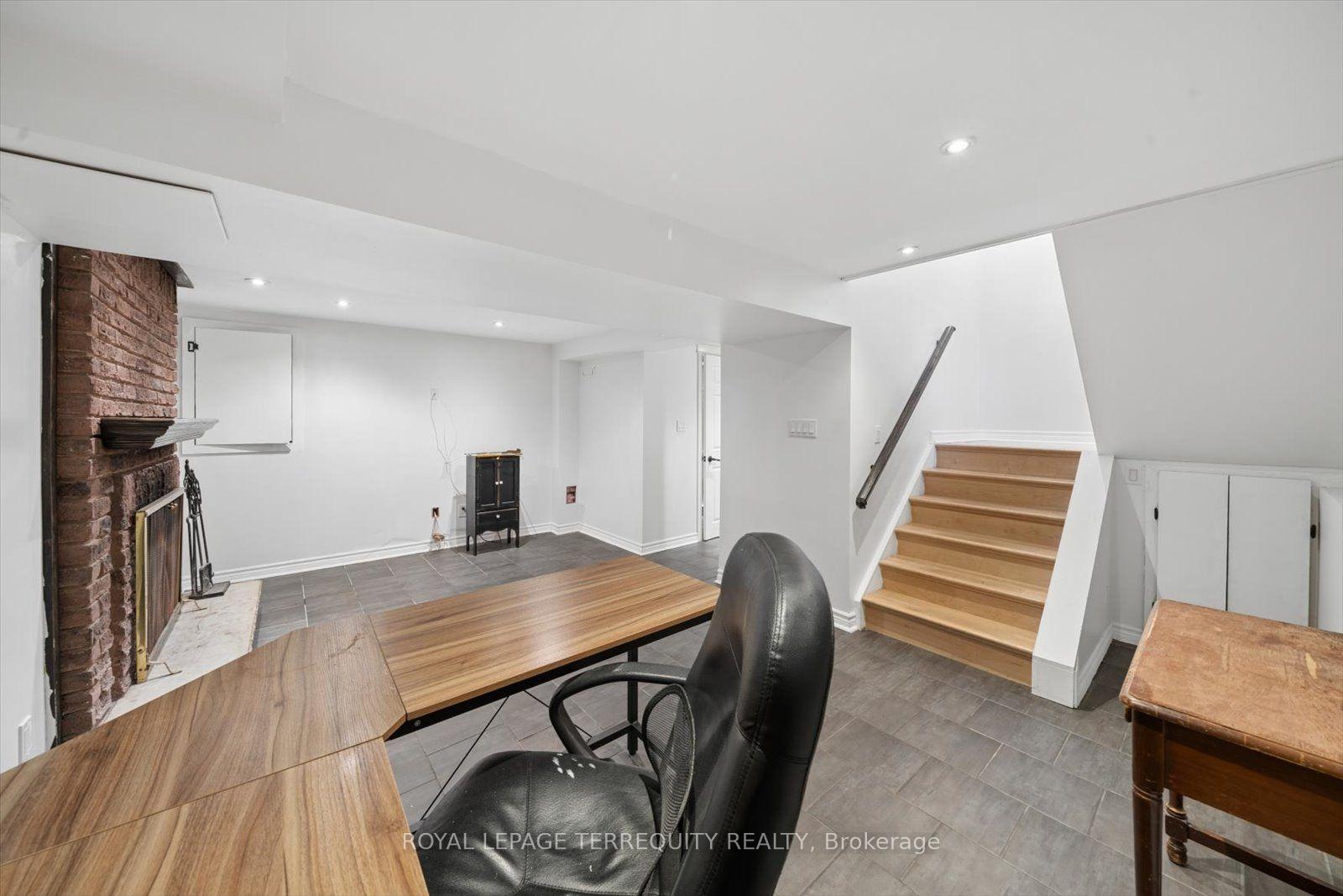 Photo 39 of 1825 Hyde Mill Crescent, Mississauga, Streetsville — HOMEH