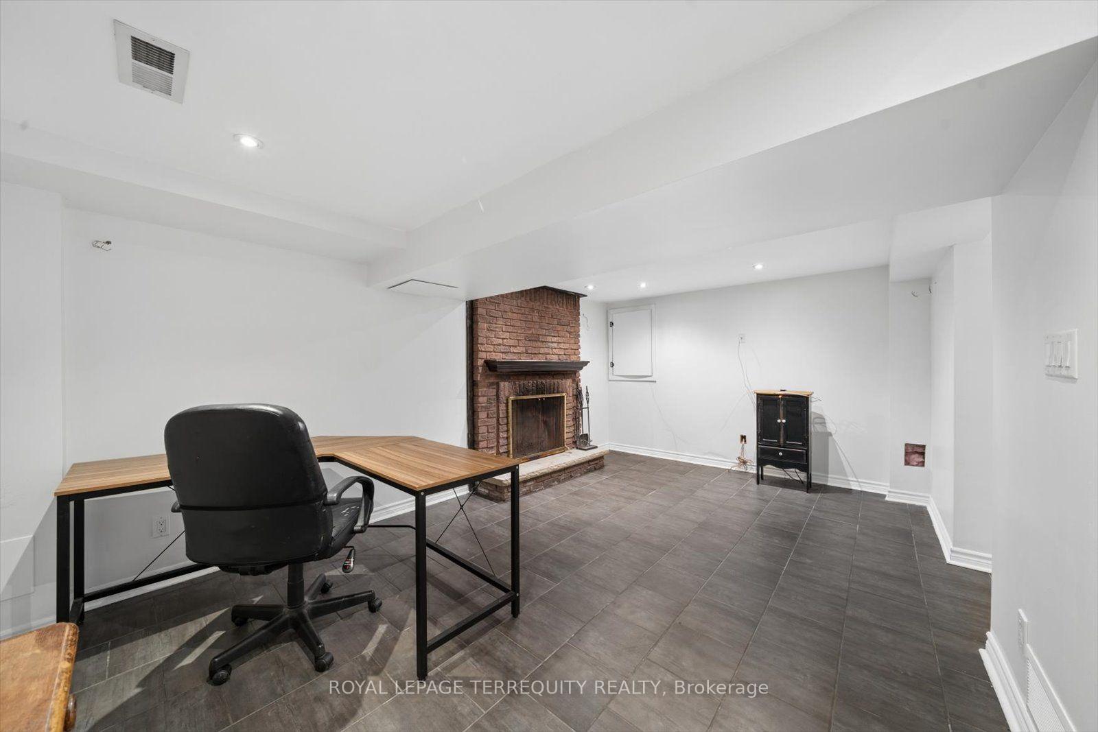 Photo 40 of 1825 Hyde Mill Crescent, Mississauga, Streetsville — HOMEH