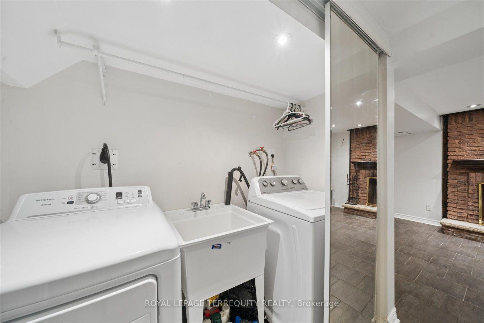 Photo 45 of 1825 Hyde Mill Crescent, Mississauga, Streetsville — HOMEH