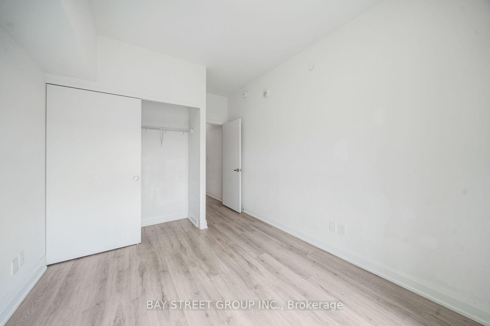 Photo 30 of Unit 1011, 58 Lakeside Terrace, Barrie, Little Lake — HOMEH