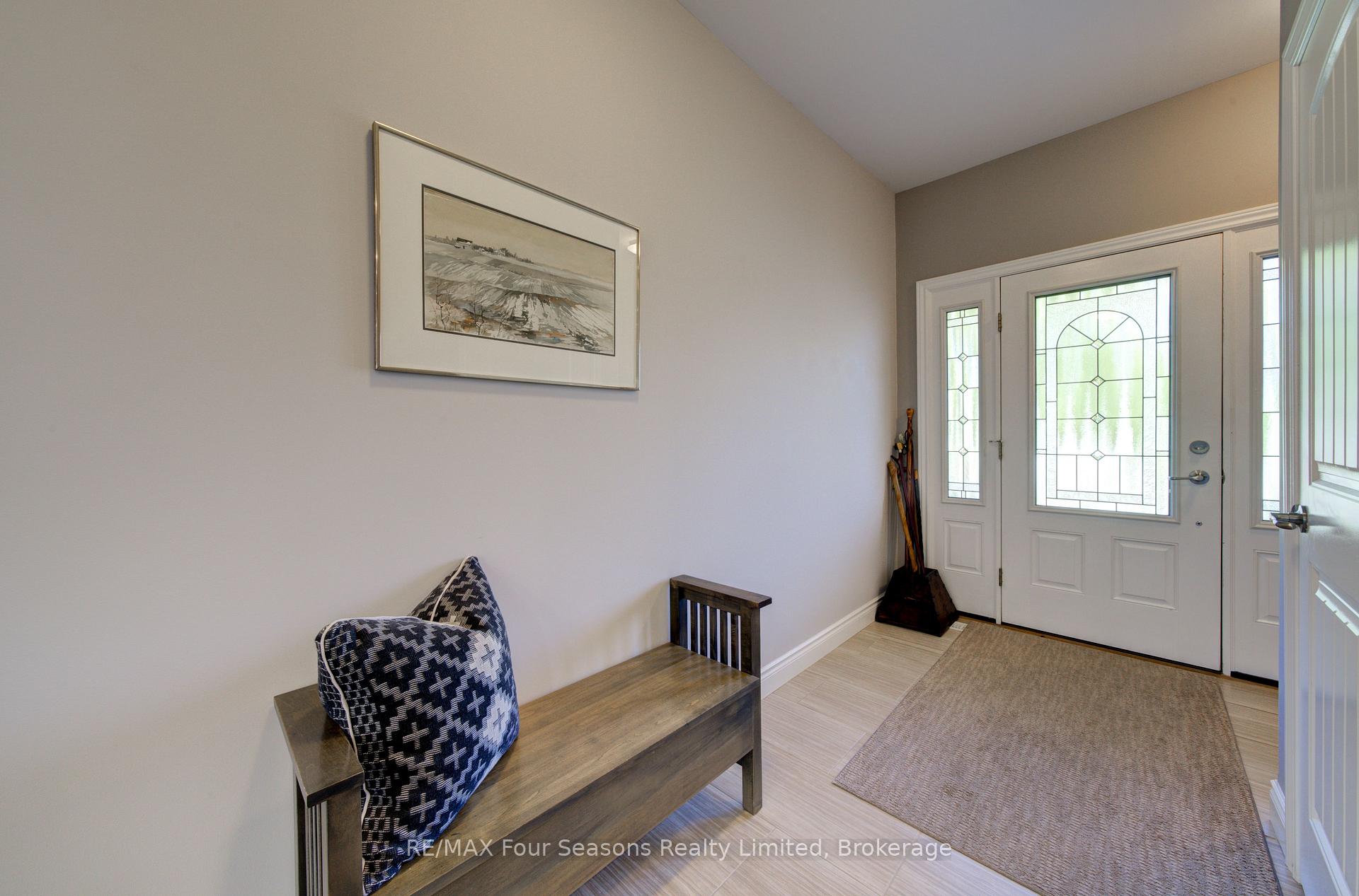 Photo 6 of 212 Pearson Street, Meaford — HOMEH