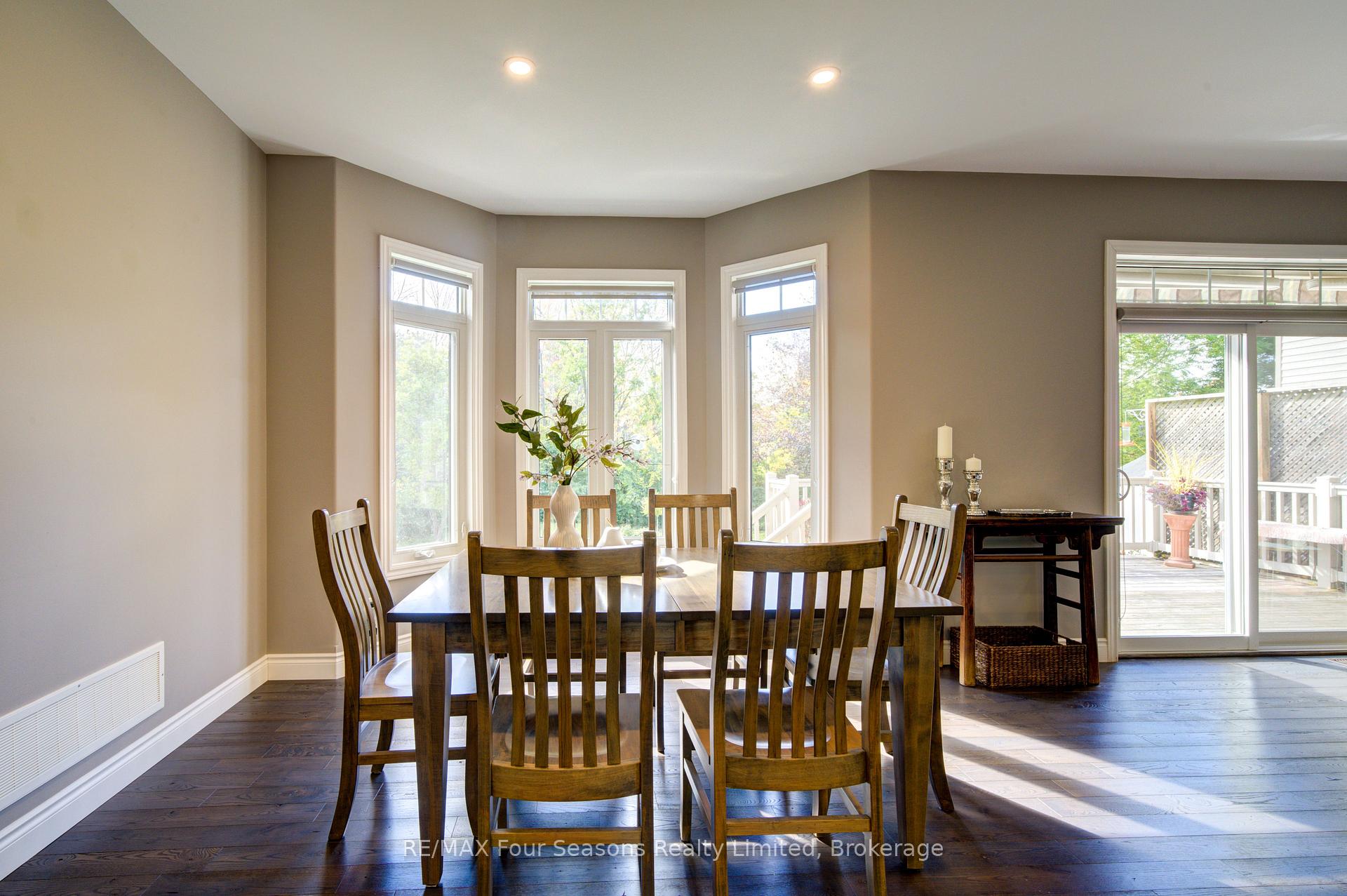 Photo 21 of 212 Pearson Street, Meaford — HOMEH