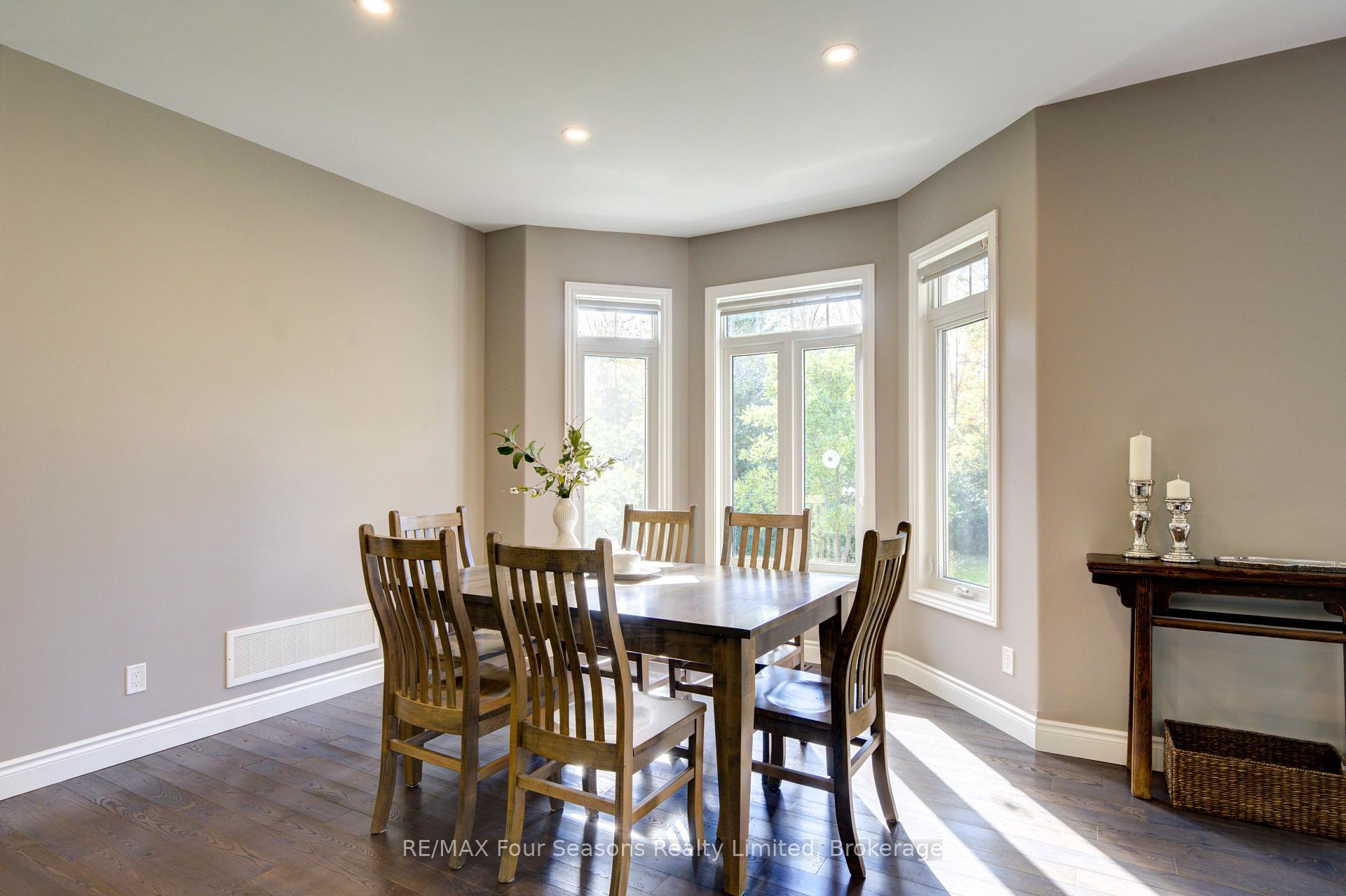 Photo 25 of 212 Pearson Street, Meaford — HOMEH