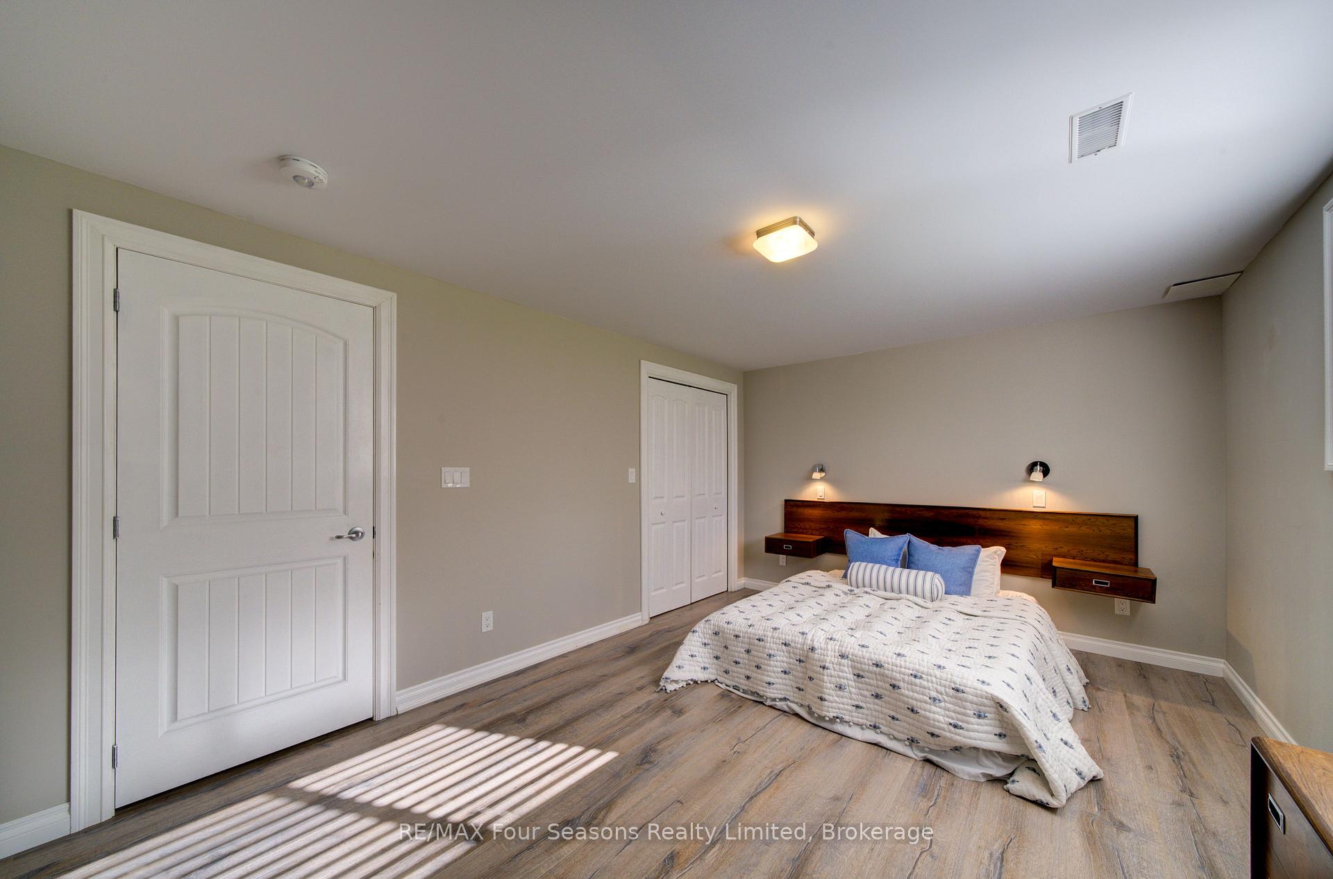 Photo 44 of 212 Pearson Street, Meaford — HOMEH