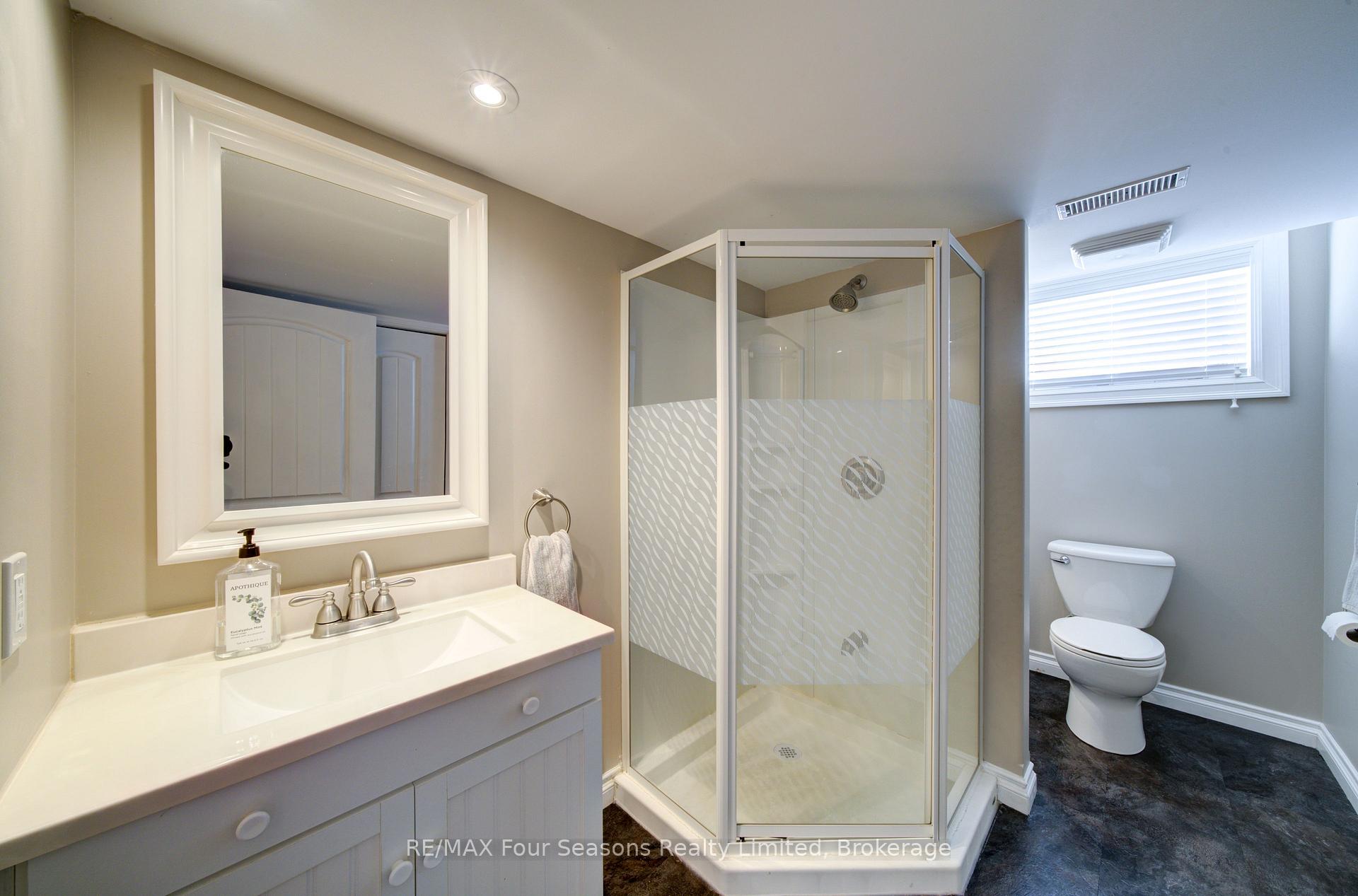 Photo 47 of 212 Pearson Street, Meaford — HOMEH
