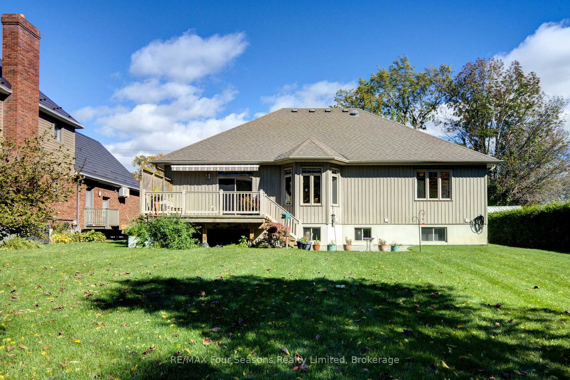 Photo 5 of 212 Pearson Street, Meaford — HOMEH