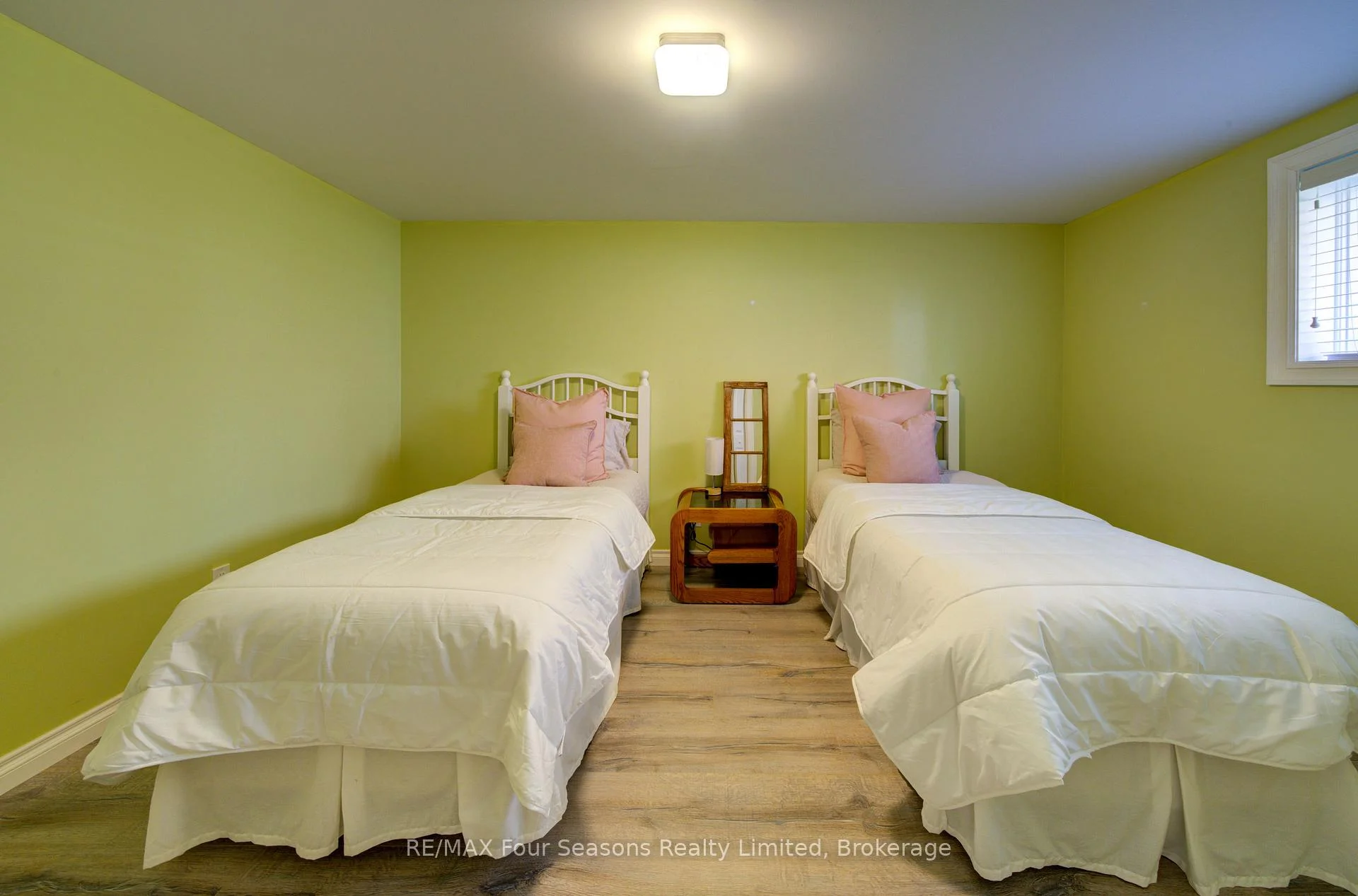 Photo 57 of 212 Pearson Street, Meaford — HOMEH
