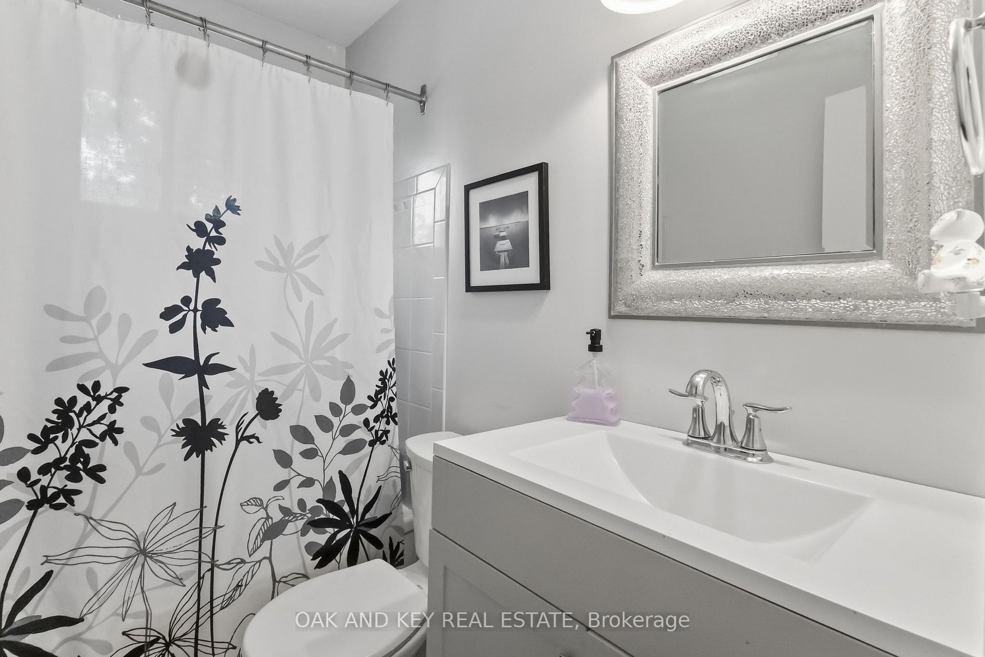 Photo 20 of 118 Harold Court, Lucan Biddulph, Lucan — HOMEH