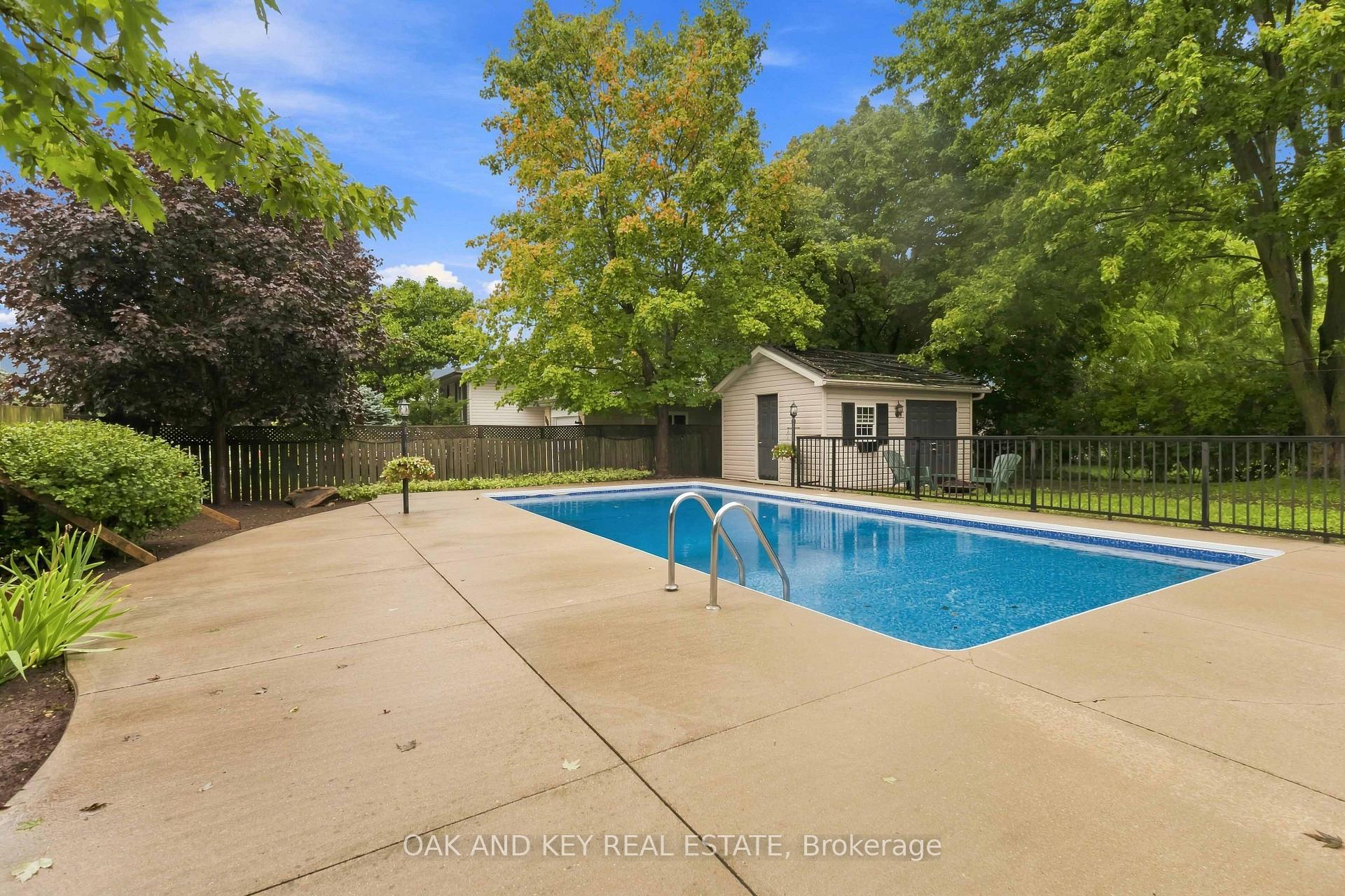 Photo 29 of 118 Harold Court, Lucan Biddulph, Lucan — HOMEH