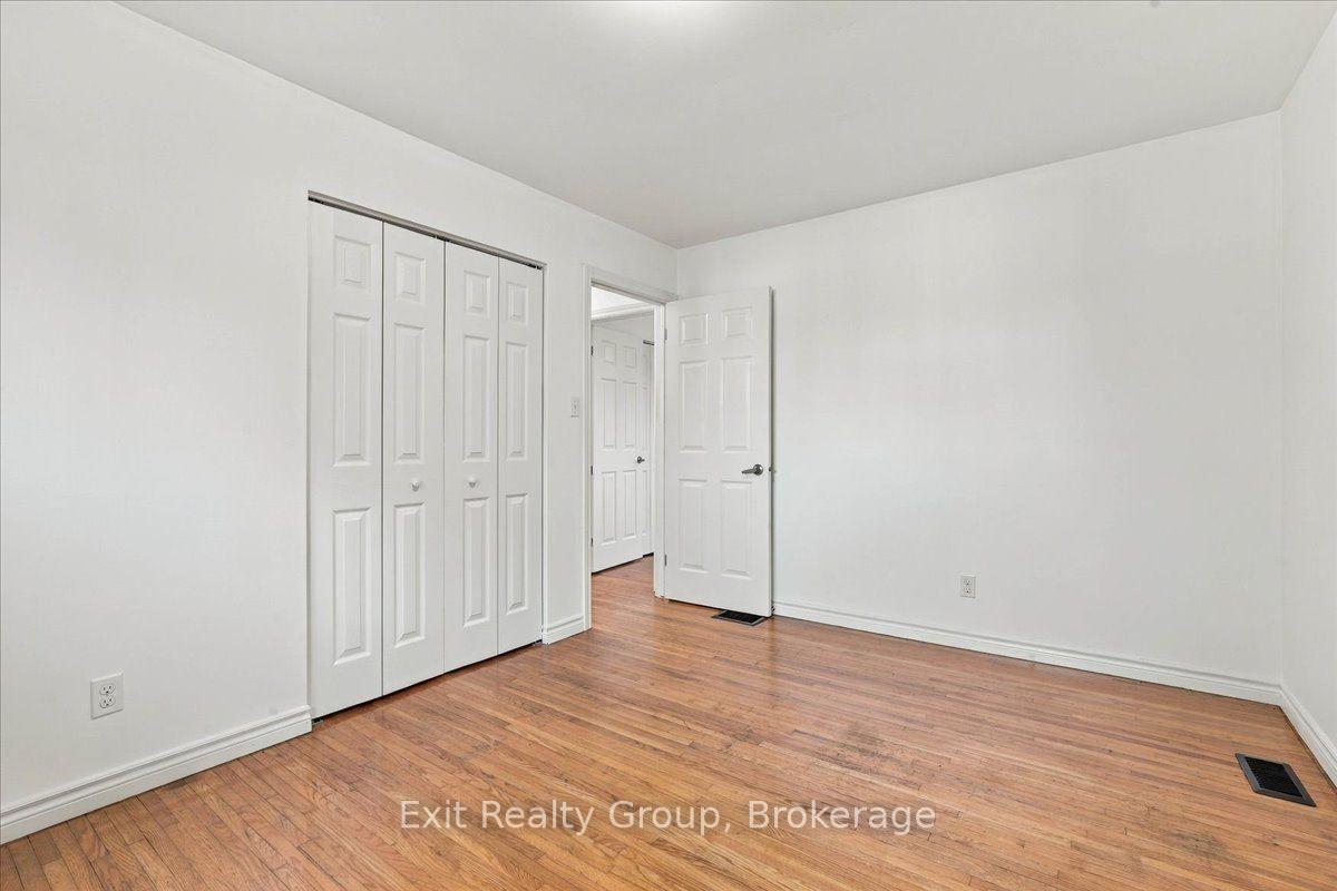 Photo 21 of 5 Flint Drive, Belleville, Belleville Ward — HOMEH