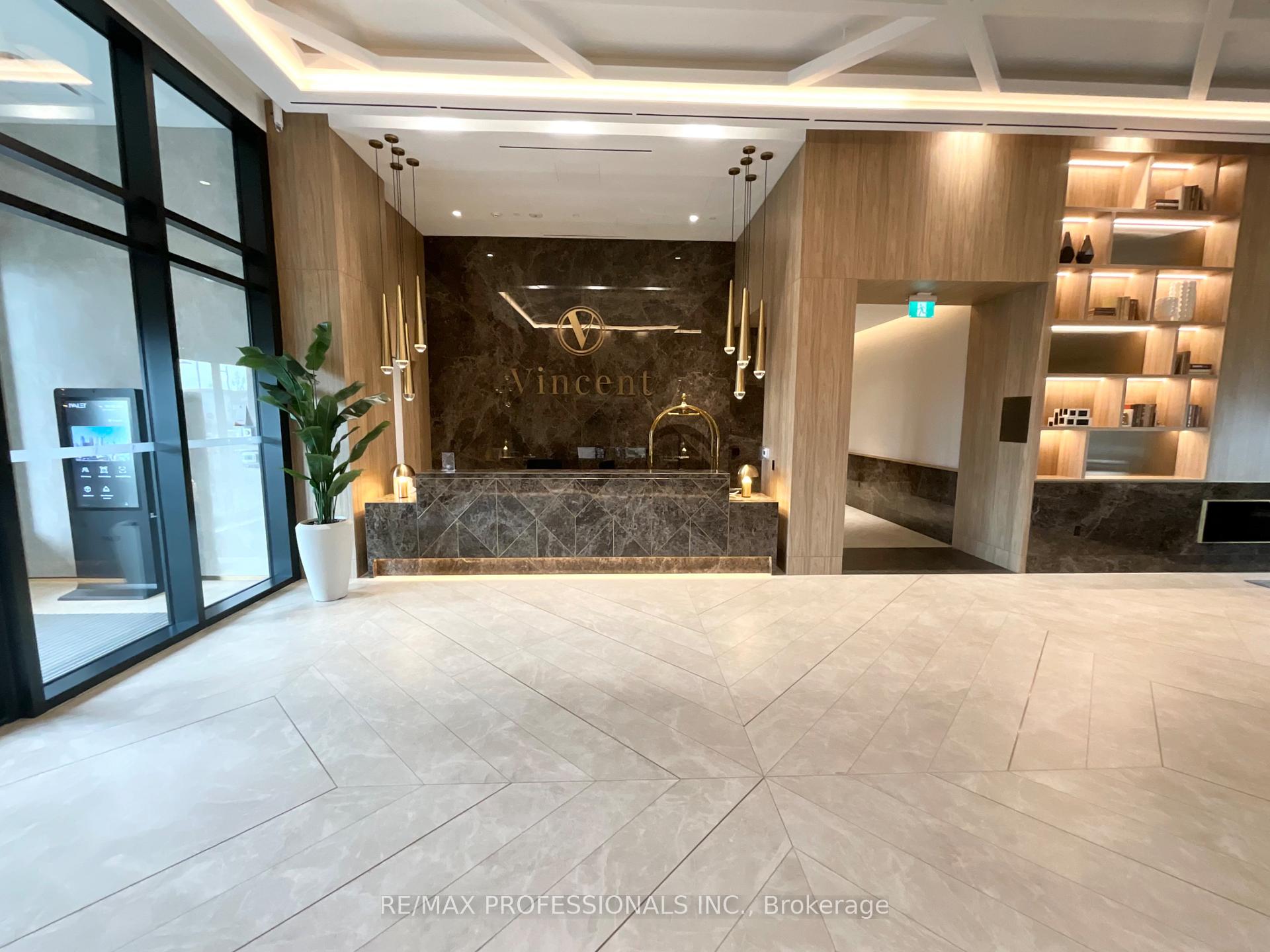 Photo 5 of Unit 1104, 5 Meadowdale Road, Vaughan, Concord — HOMEH