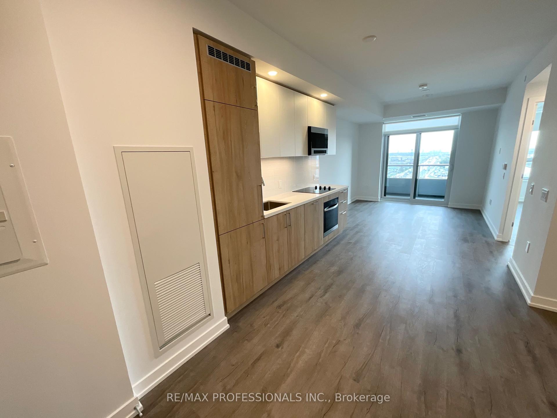 Photo 9 of Unit 1104, 5 Meadowdale Road, Vaughan, Concord — HOMEH