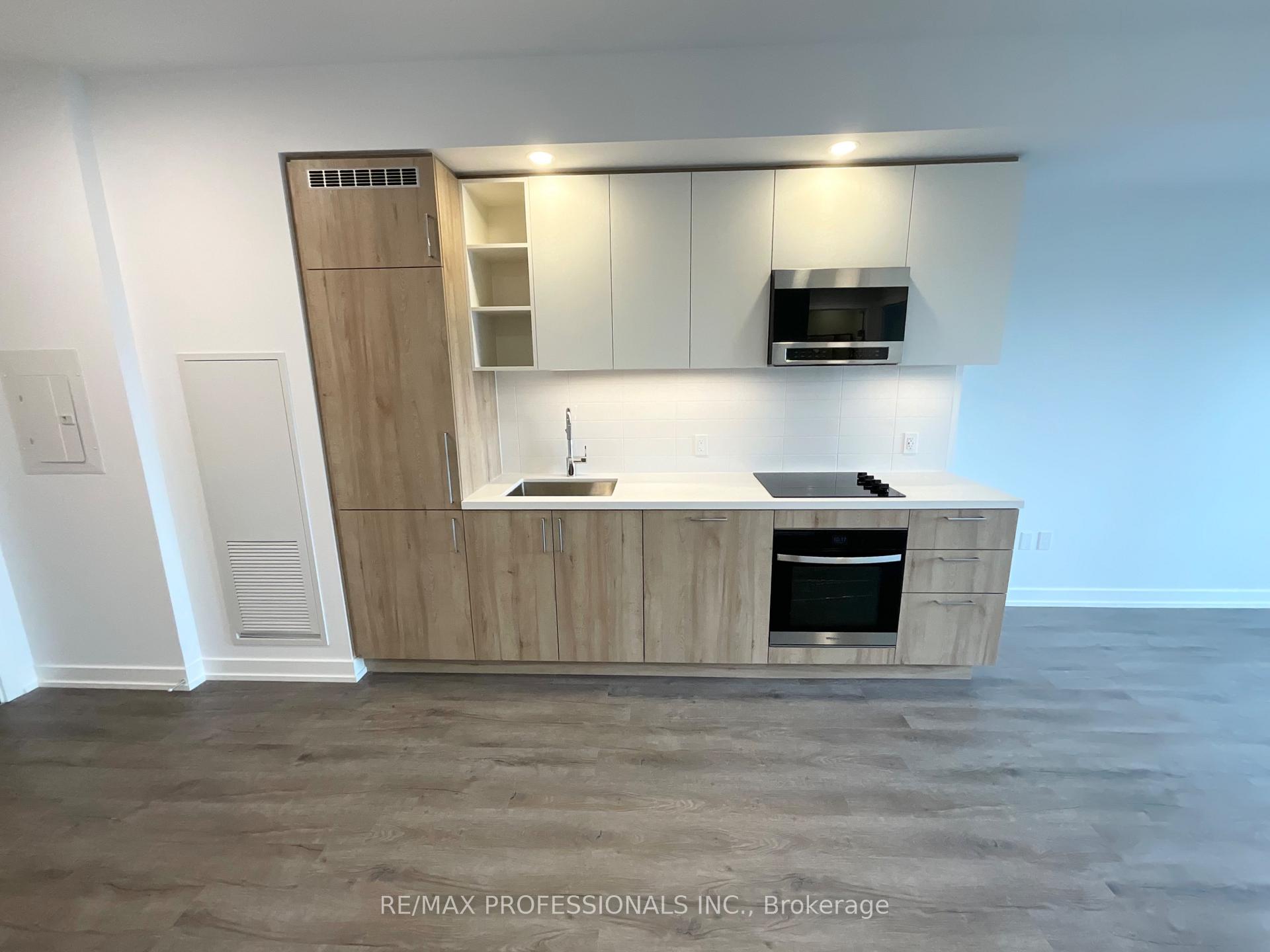 Photo 12 of Unit 1104, 5 Meadowdale Road, Vaughan, Concord — HOMEH