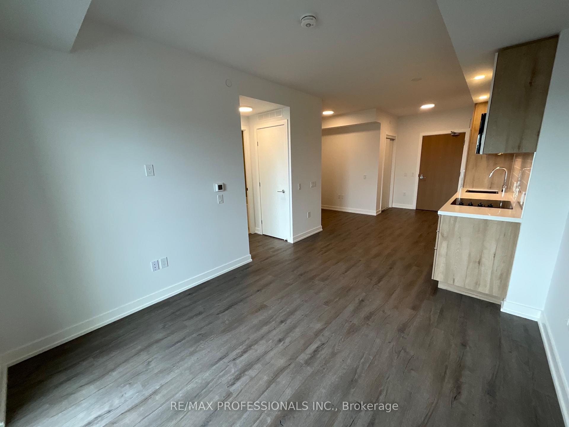 Photo 14 of Unit 1104, 5 Meadowdale Road, Vaughan, Concord — HOMEH