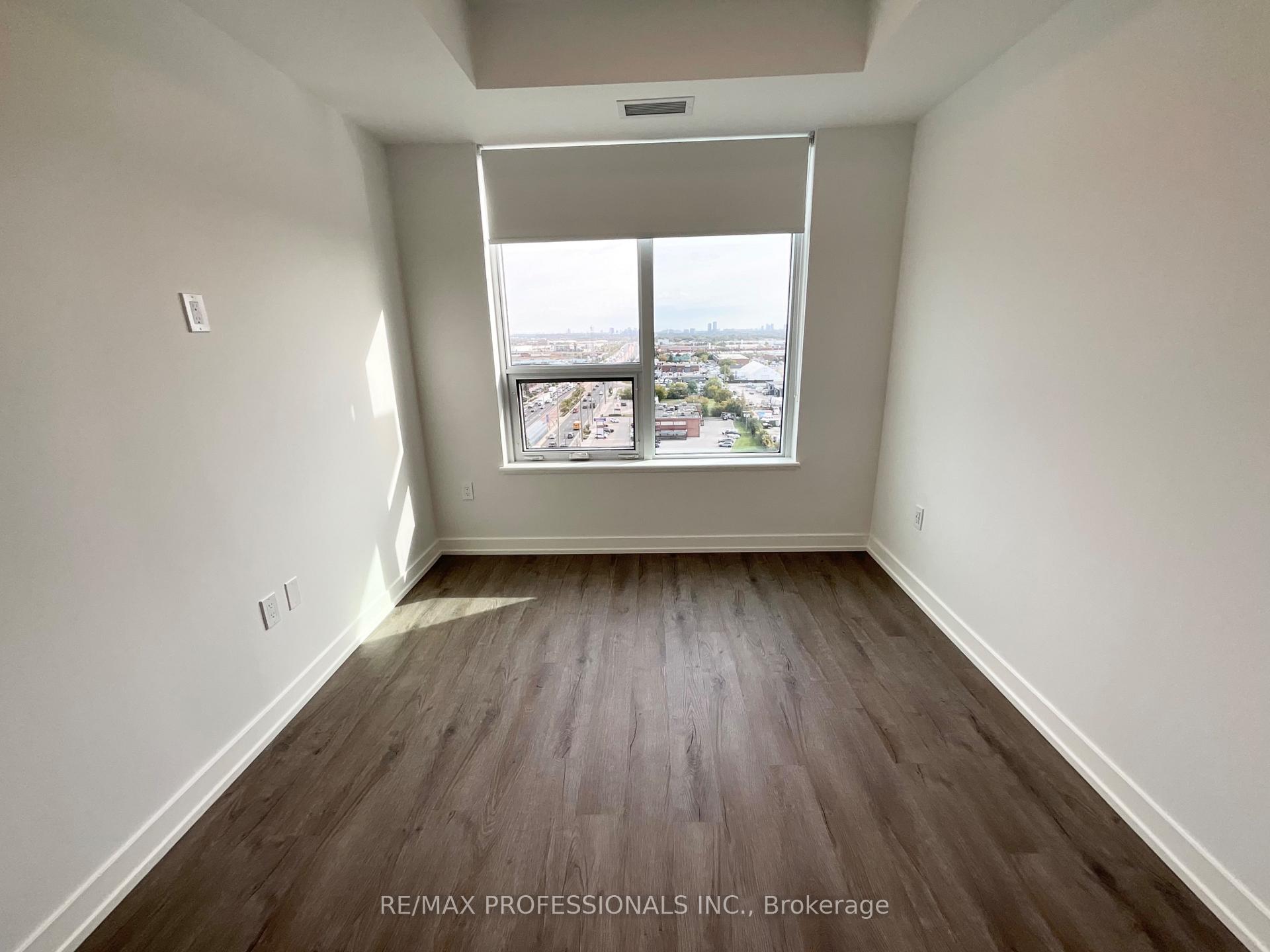Photo 17 of Unit 1104, 5 Meadowdale Road, Vaughan, Concord — HOMEH