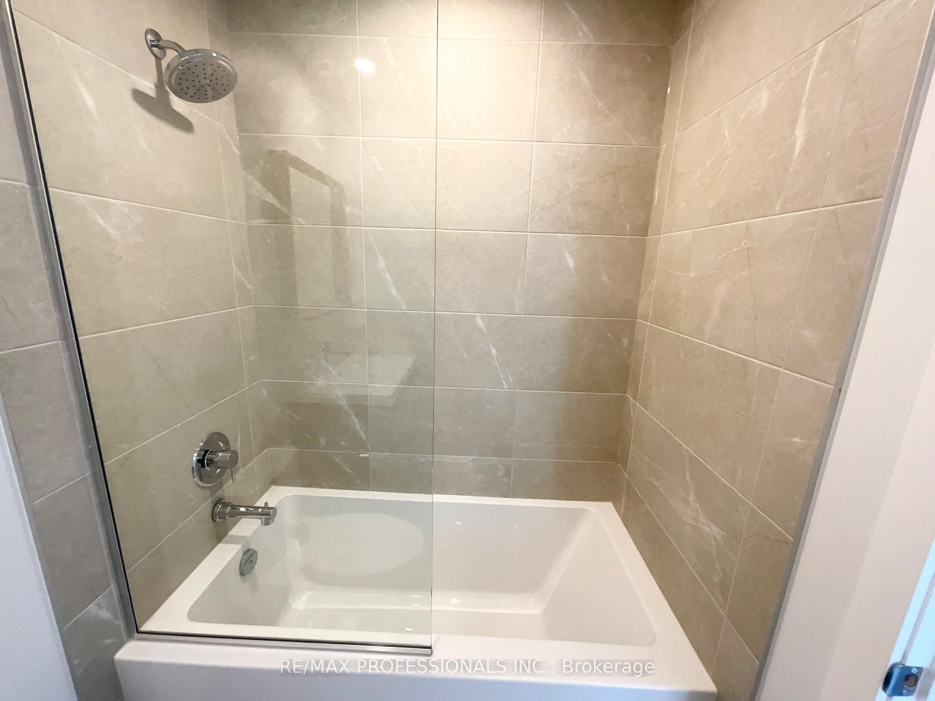 Photo 21 of Unit 1104, 5 Meadowdale Road, Vaughan, Concord — HOMEH