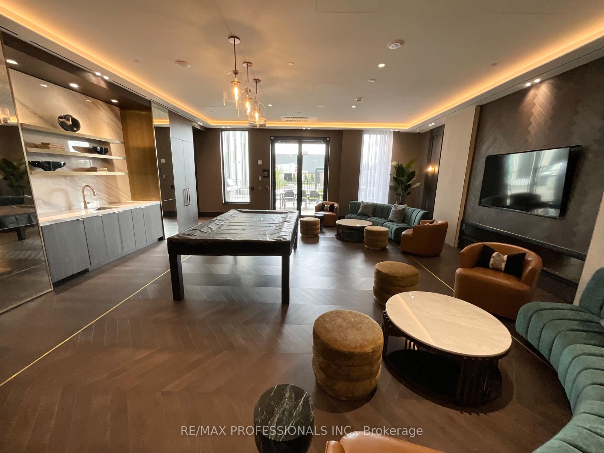 Photo 32 of Unit 1104, 5 Meadowdale Road, Vaughan, Concord — HOMEH