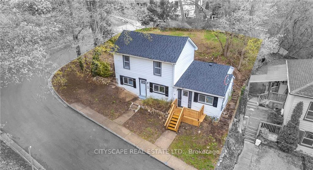 Photo 13 of 14 Mount Elgin Street, Brant, Paris — HOMEH
