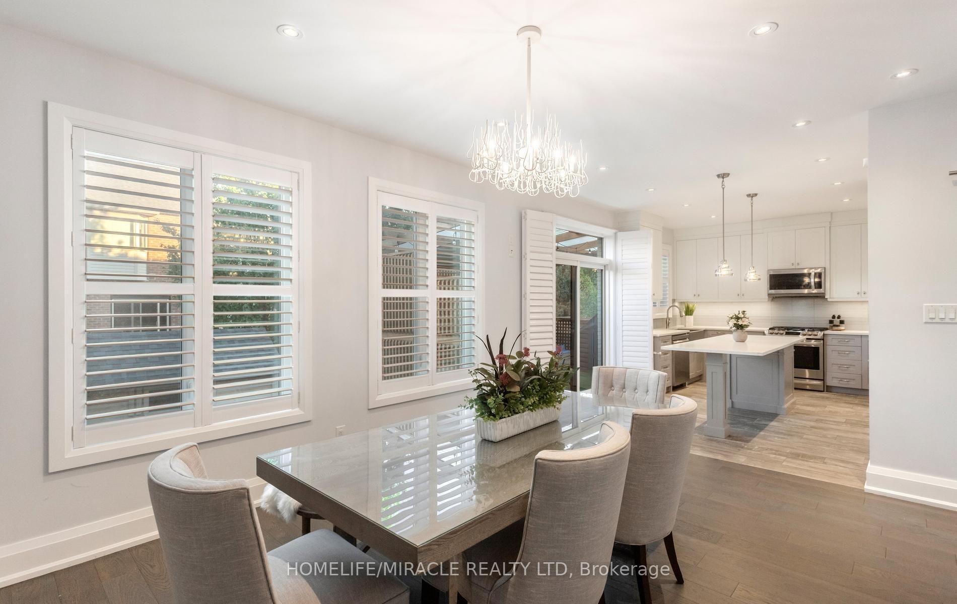Photo 8 of 3330 Raspberry Bush Trail, Oakville, Bronte — HOMEH