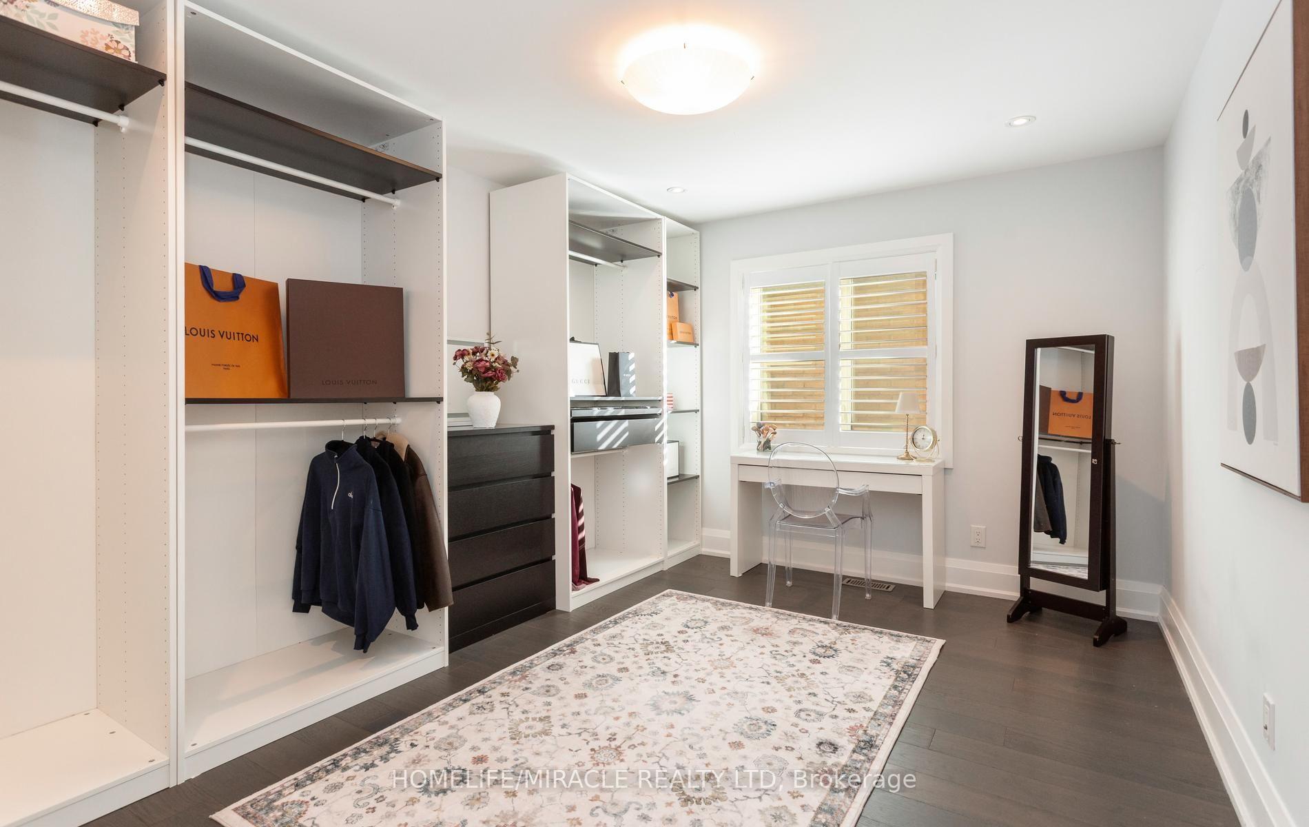 Photo 19 of 3330 Raspberry Bush Trail, Oakville, Bronte — HOMEH
