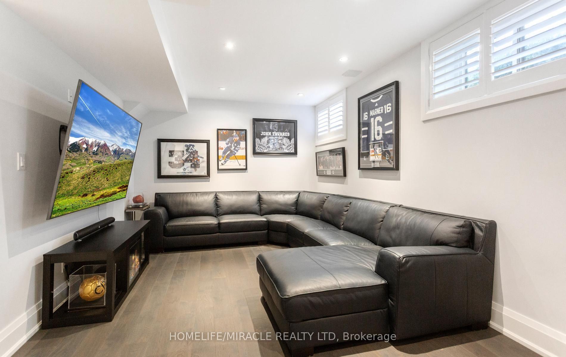 Photo 23 of 3330 Raspberry Bush Trail, Oakville, Bronte — HOMEH