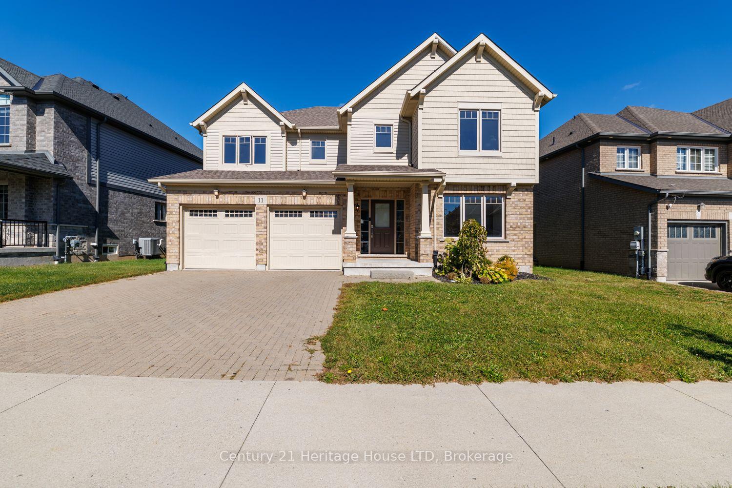 Photo 2 of 11 Philmori Crescent, Pelham, Fonthill — HOMEH