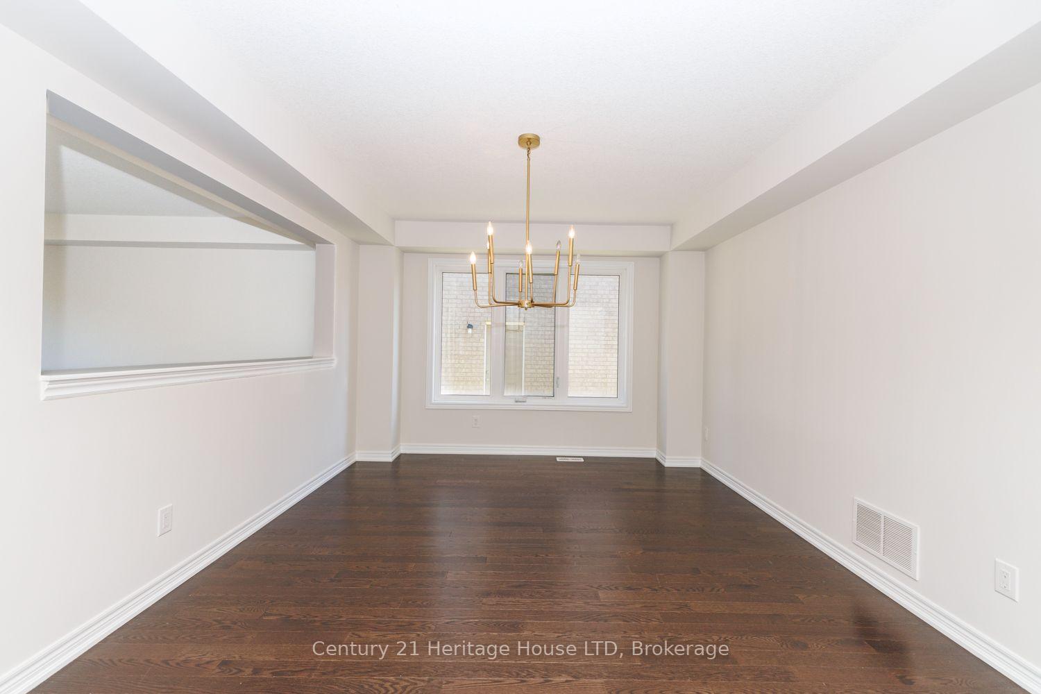 Photo 9 of 11 Philmori Crescent, Pelham, Fonthill — HOMEH