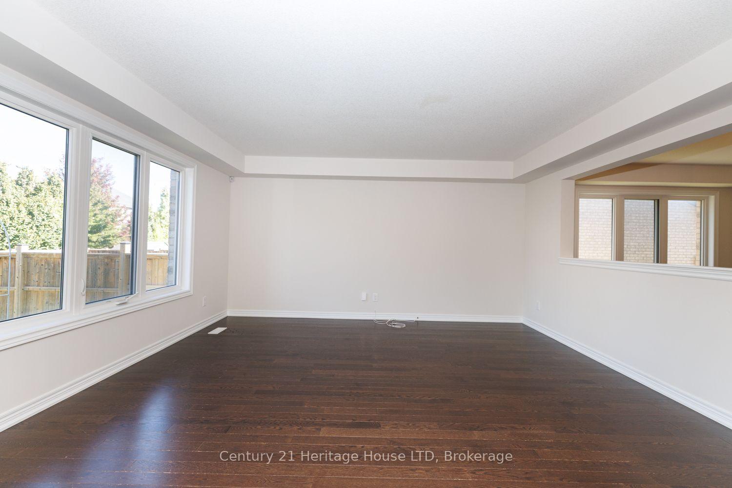 Photo 18 of 11 Philmori Crescent, Pelham, Fonthill — HOMEH