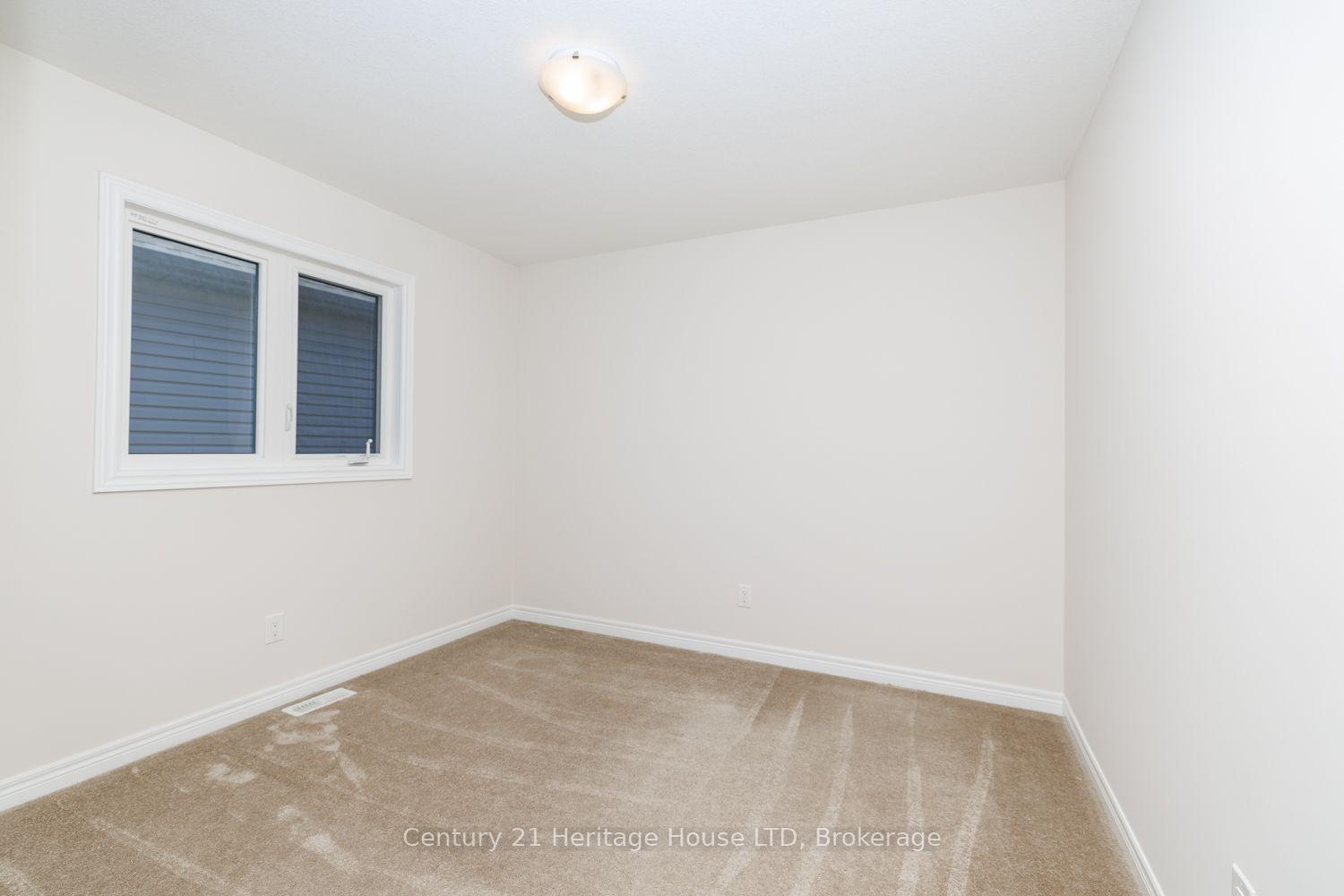 Photo 40 of 11 Philmori Crescent, Pelham, Fonthill — HOMEH