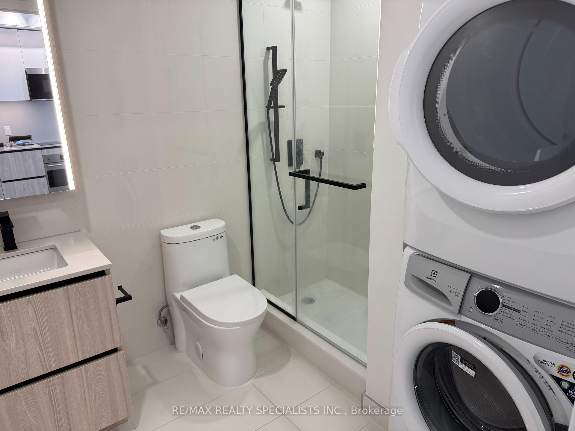 Photo 6 of Unit 311, 669 Sheppard Avenue E, North York, Bayview Village — HOMEH