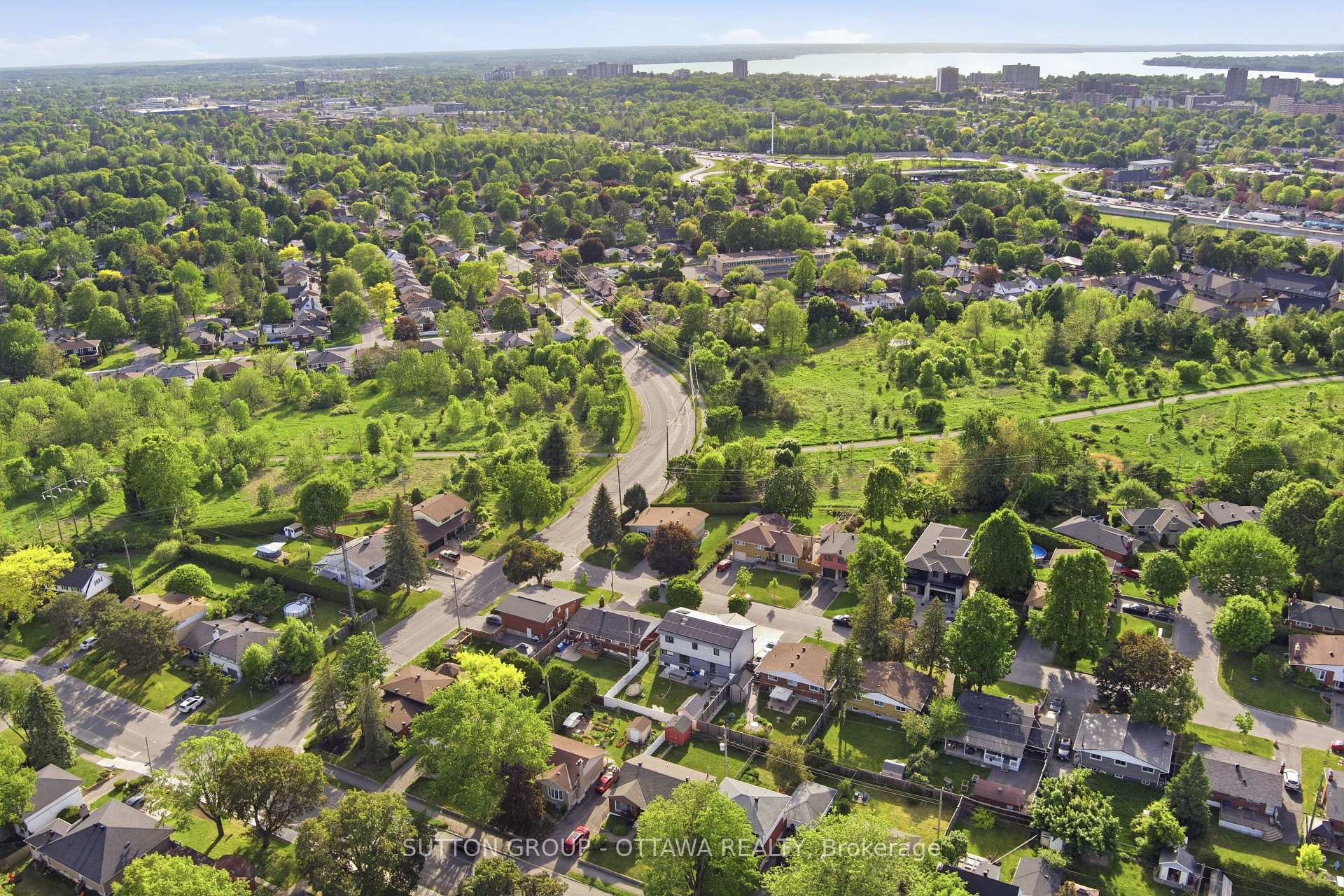 Photo 26 of 1237 Whitmore Avenue, Ottawa, Bel Air Heights — HOMEH