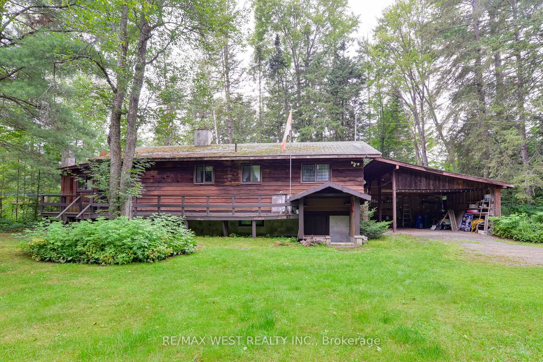 Photo of 52 Robert Road W