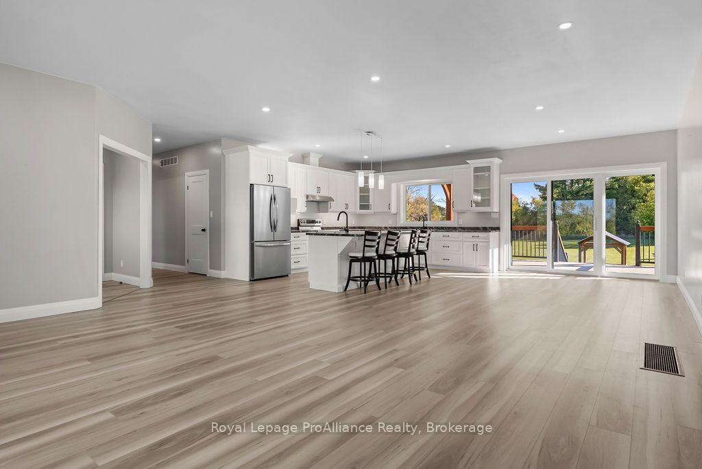 Photo 9 of 788 Gallivan Road, Quinte West, Sidney Ward — HOMEH