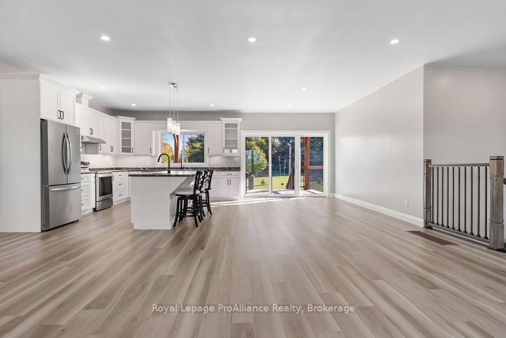Photo 10 of 788 Gallivan Road, Quinte West, Sidney Ward — HOMEH