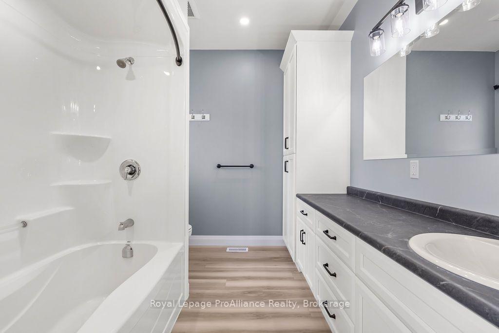 Photo 23 of 788 Gallivan Road, Quinte West, Sidney Ward — HOMEH