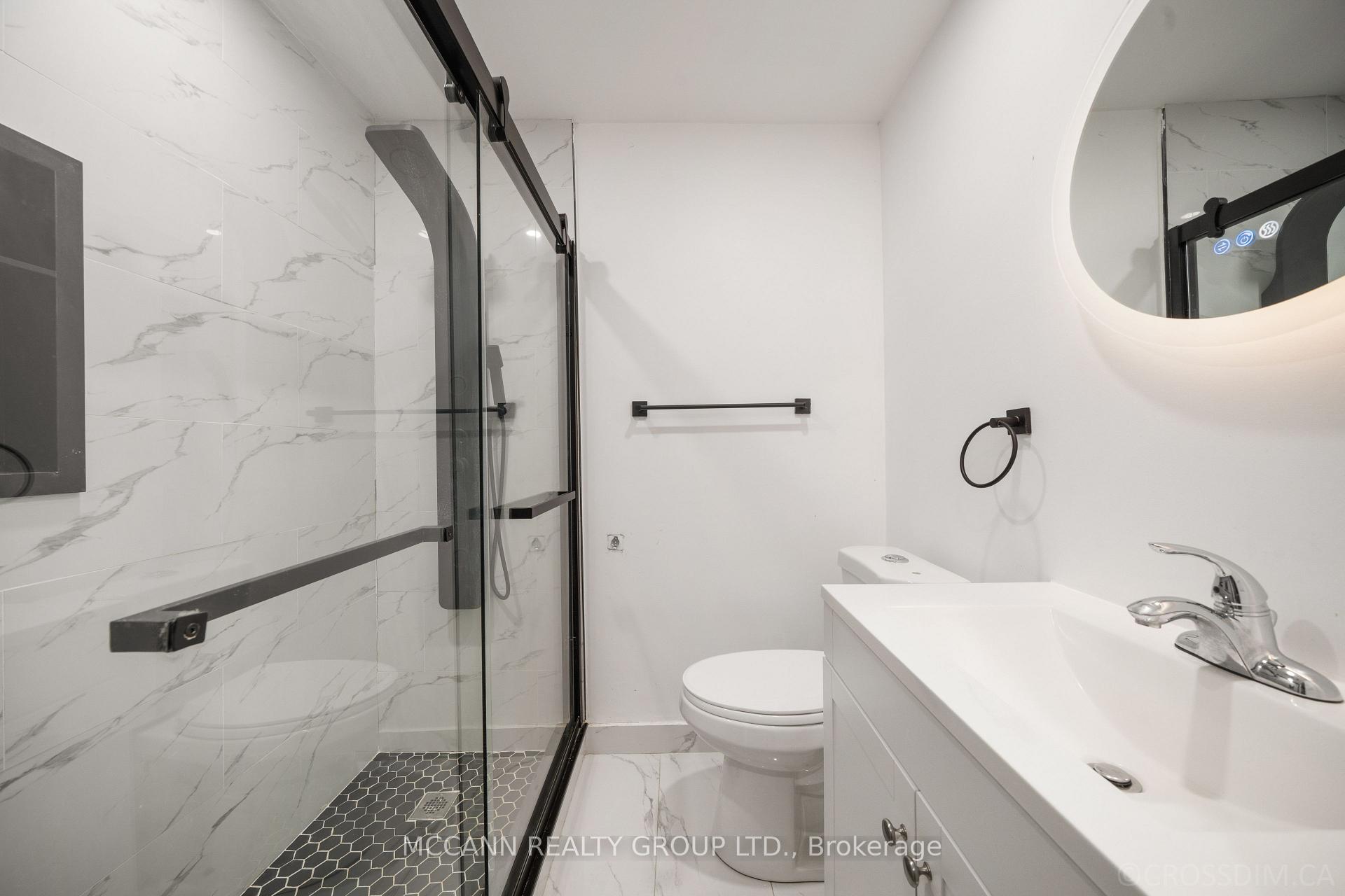 Photo 19 of 17 Barlow Road, Scarborough, Woburn — HOMEH
