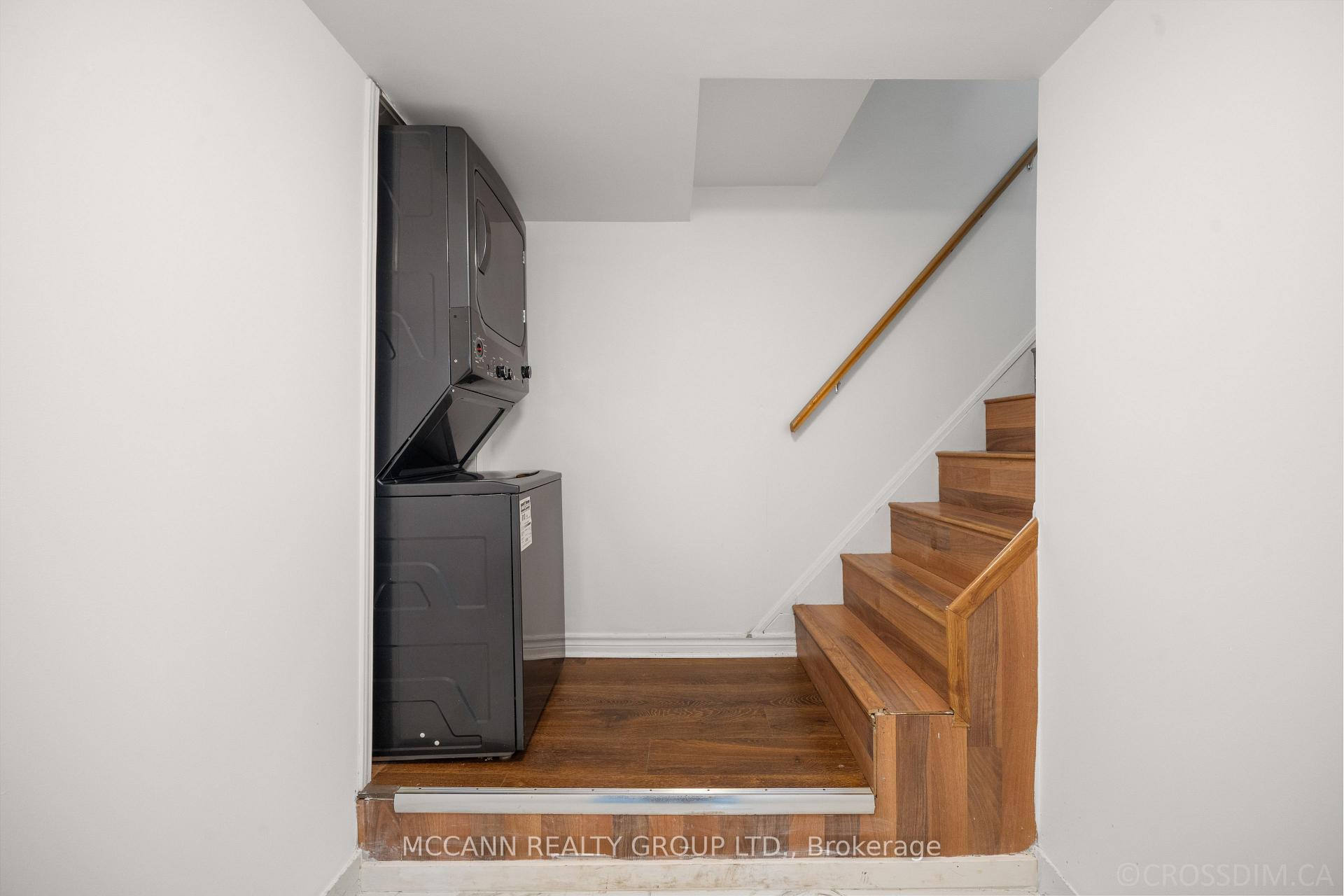 Photo 21 of 17 Barlow Road, Scarborough, Woburn — HOMEH