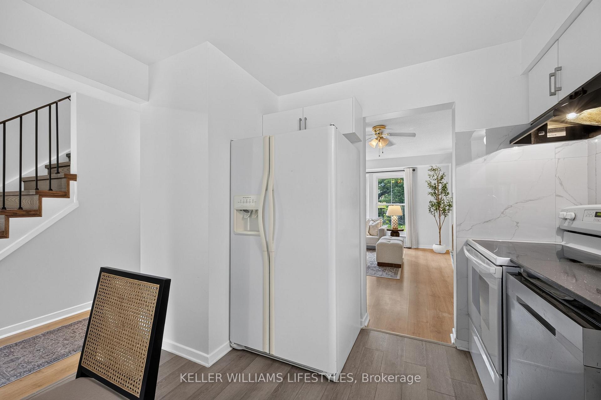 Photo 10 of 1024 Jalna Boulevard, London, South X — HOMEH