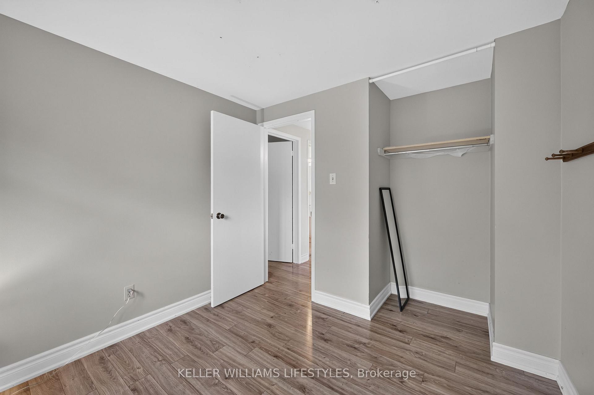 Photo 17 of 1024 Jalna Boulevard, London, South X — HOMEH