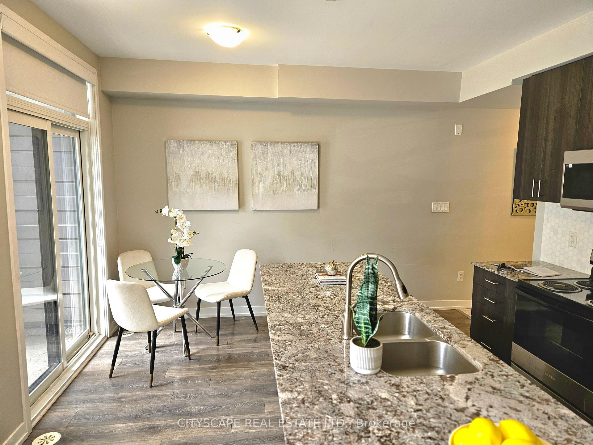 Photo 8 of Unit 9, 31 Florence Street, Toronto, Little Portugal — HOMEH