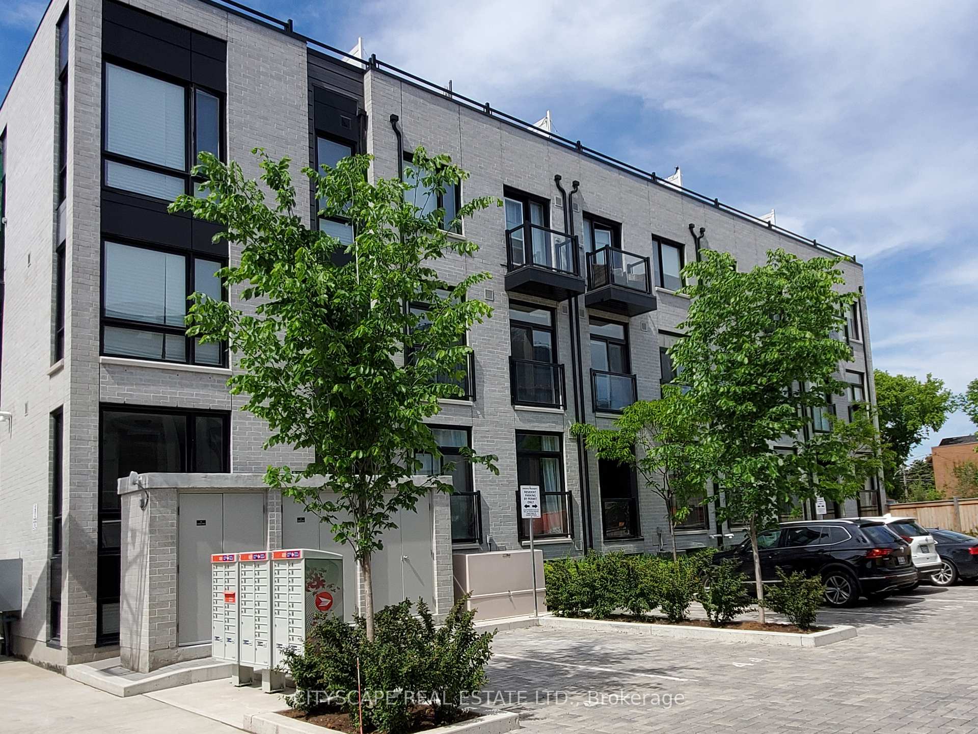 Photo 21 of Unit 9, 31 Florence Street, Toronto, Little Portugal — HOMEH