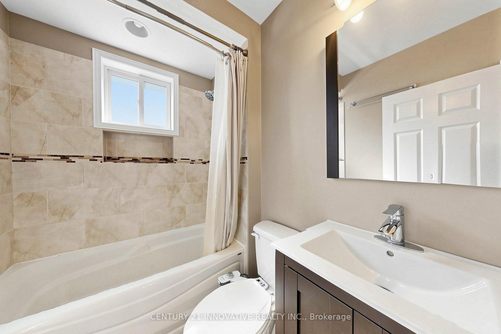 Photo 19 of 59 Manitoba Street, Etobicoke, Mimico — HOMEH